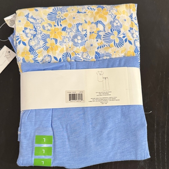 Ellen Tracy Light Blue Pajama Set size Large - Picture 3 of 3